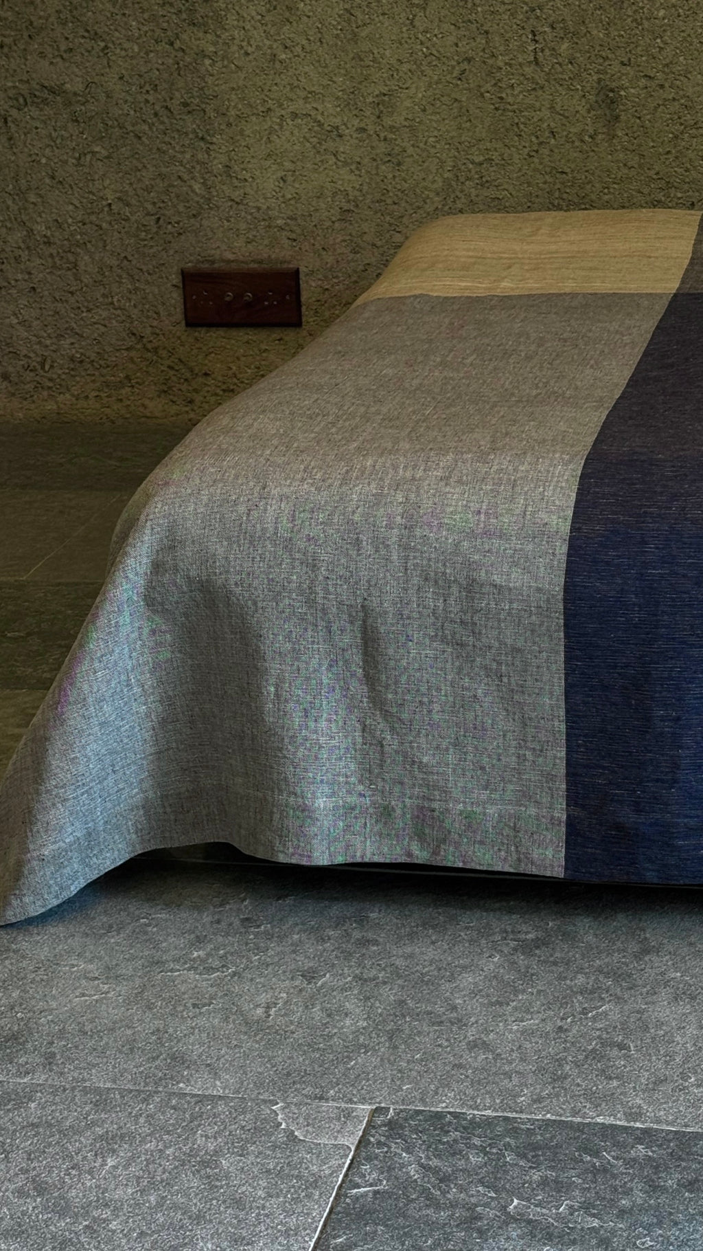 Two-Tone Bed Cover