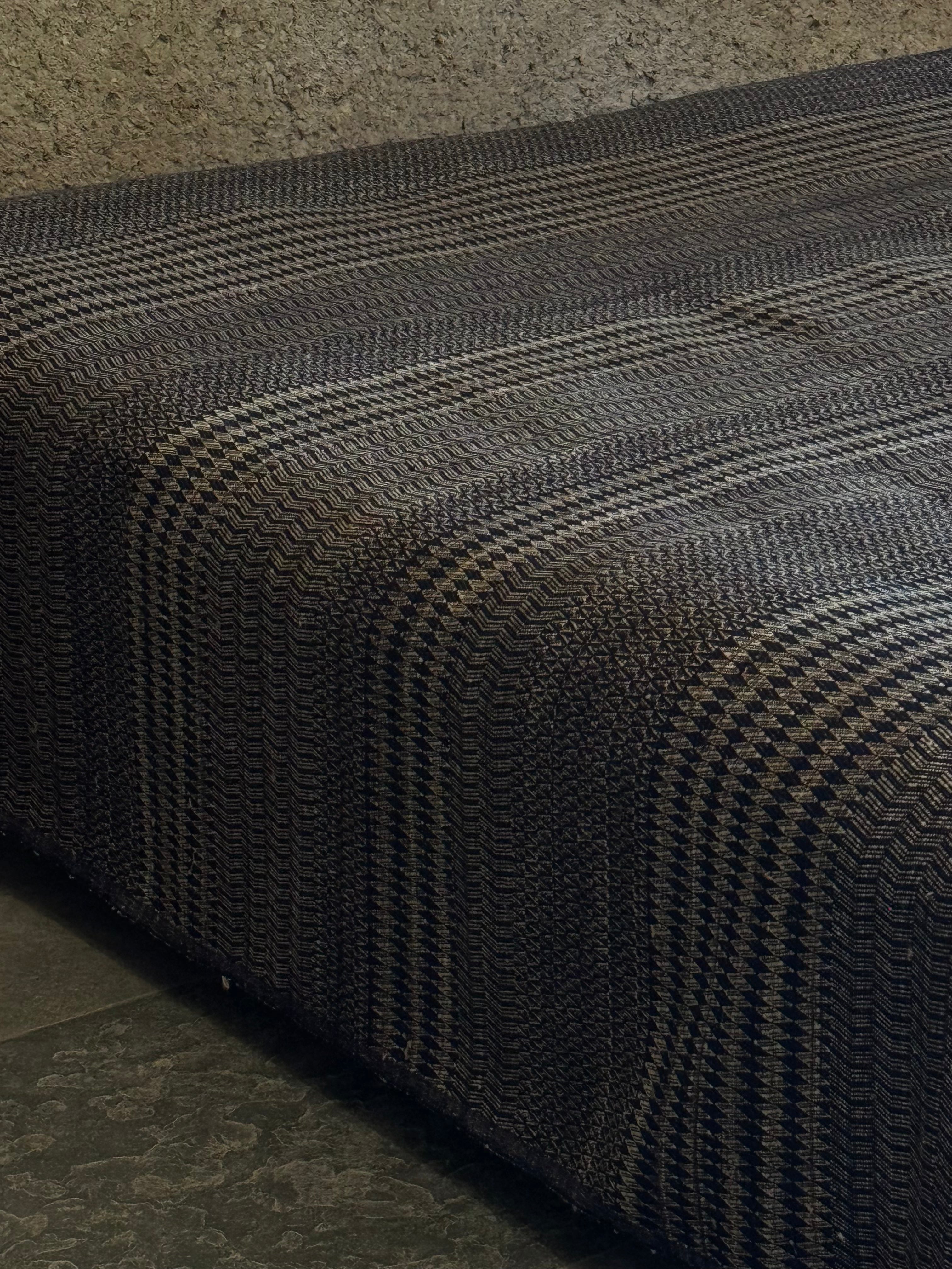 Triangle Design Bed Cover