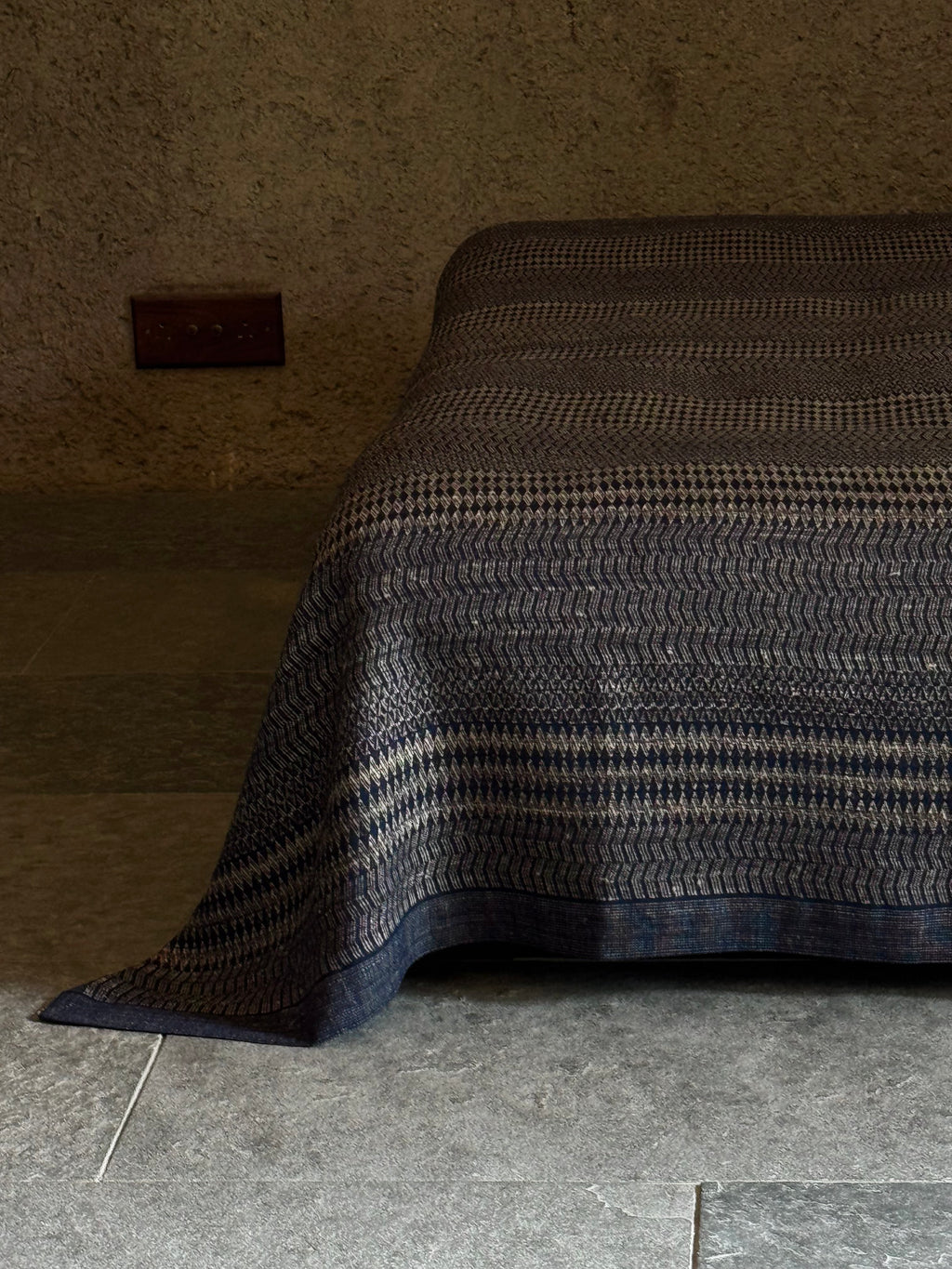 Triangle Design Bed Cover