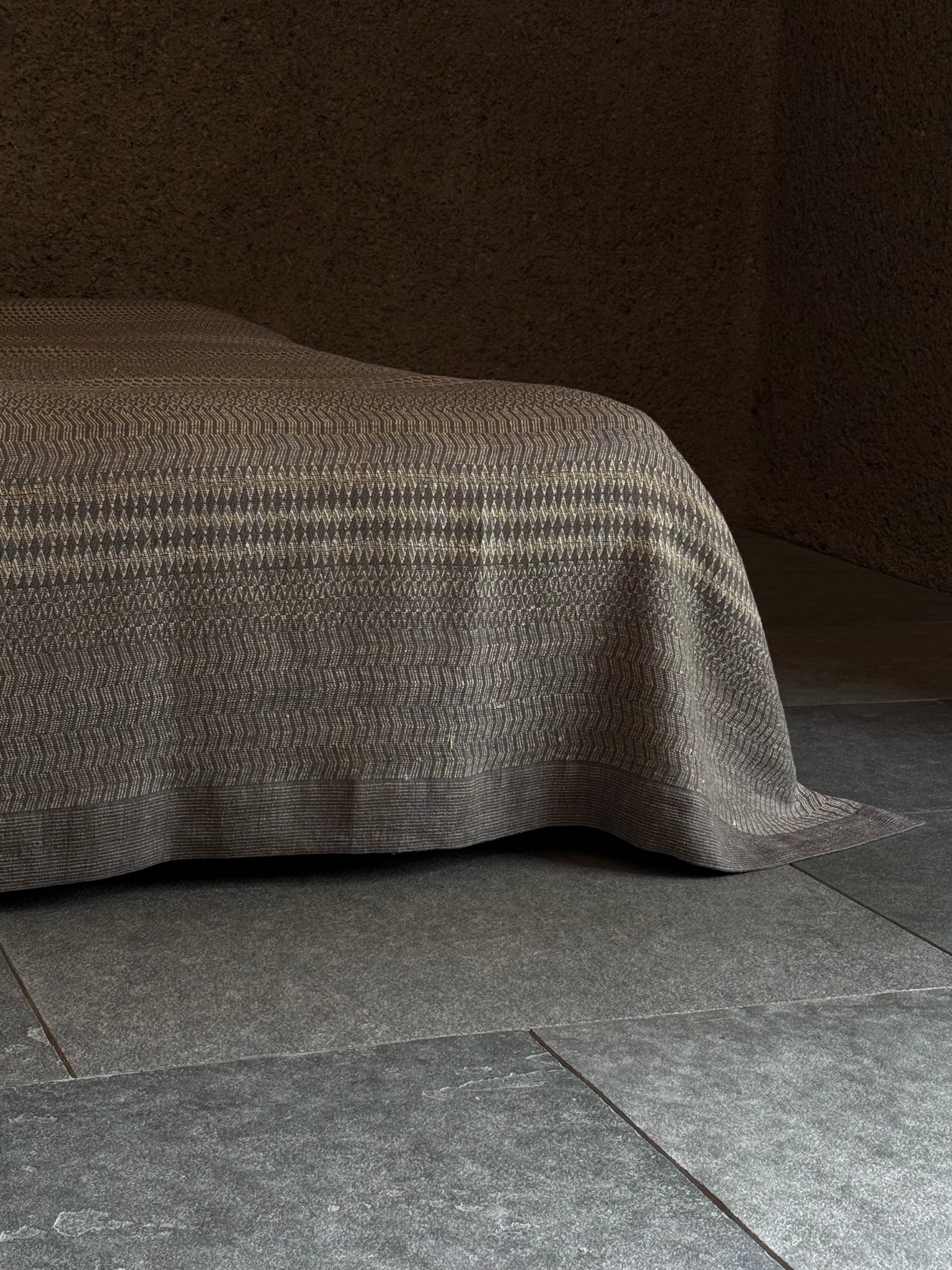 Triangle Design Bed Cover