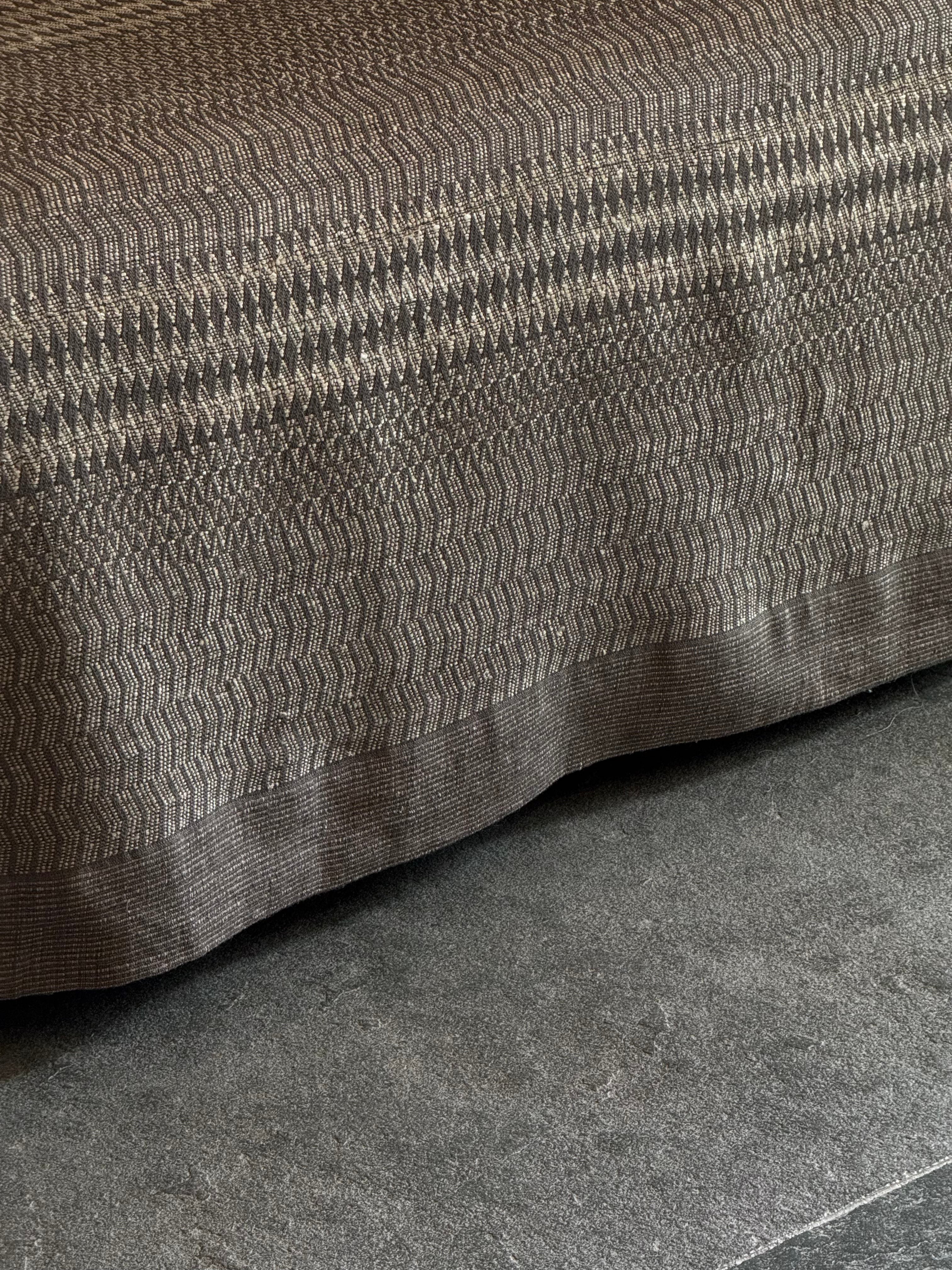 Triangle Design Bed Cover