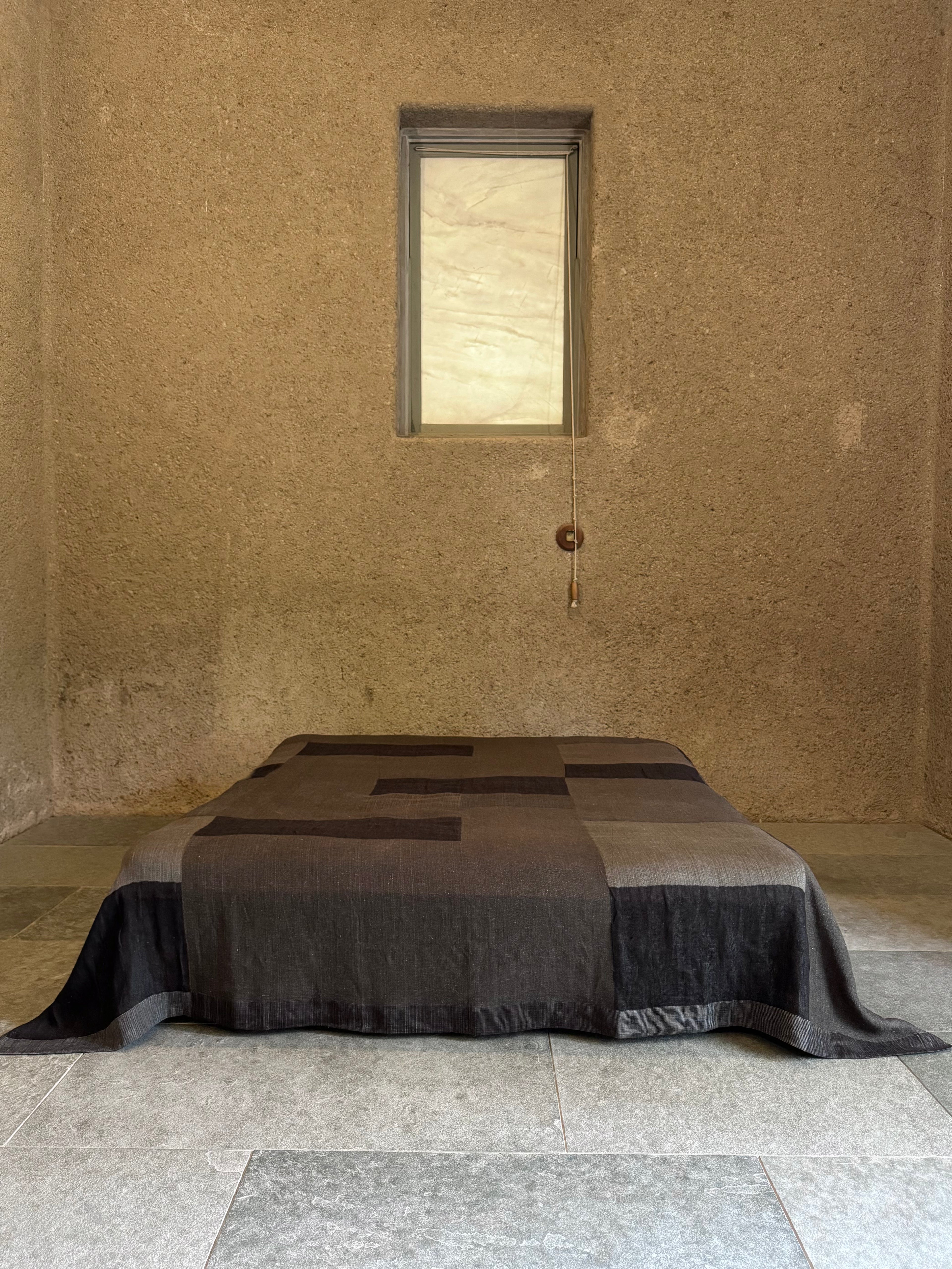 Bed Cover | King size | Pastoral, Black & Brown