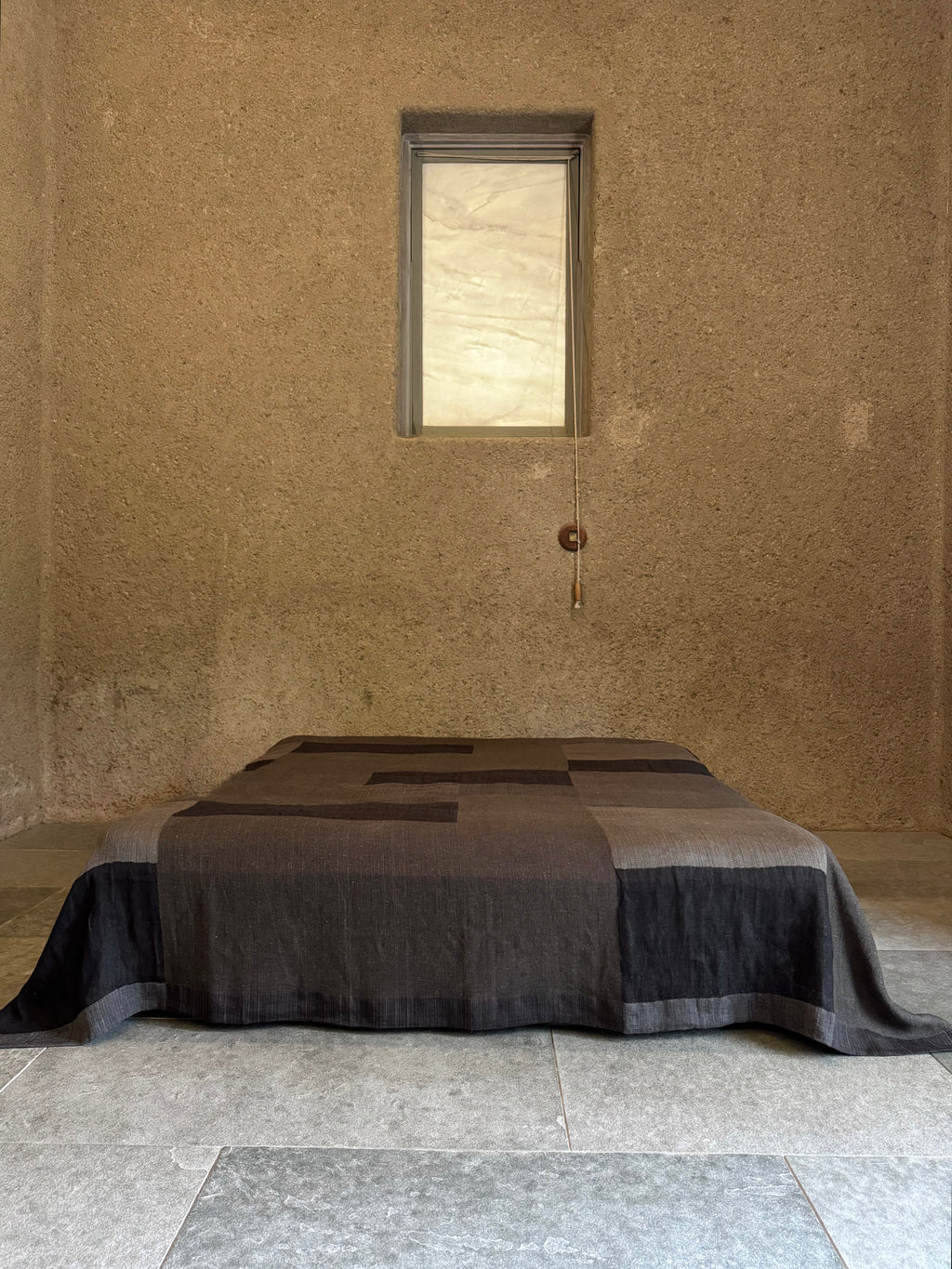 Bed Cover | King size | Pastoral, Black & Brown